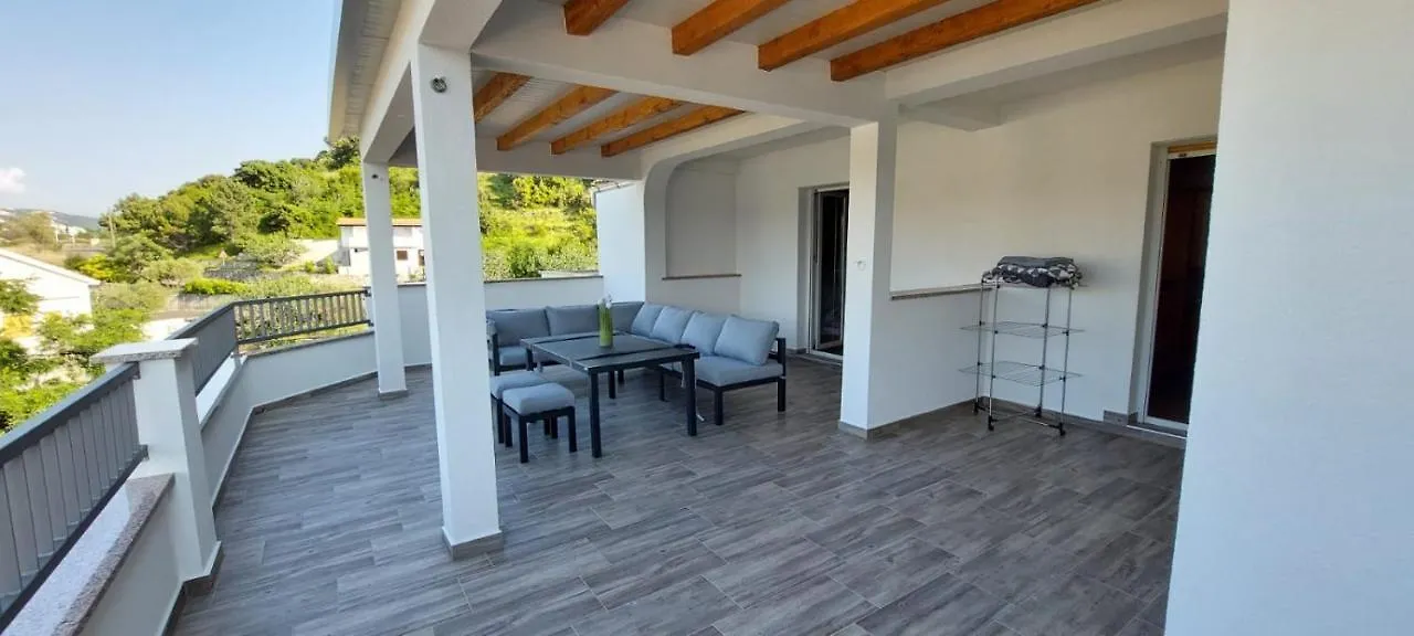 Apartmani Premijer-Rab Supetarska Draga