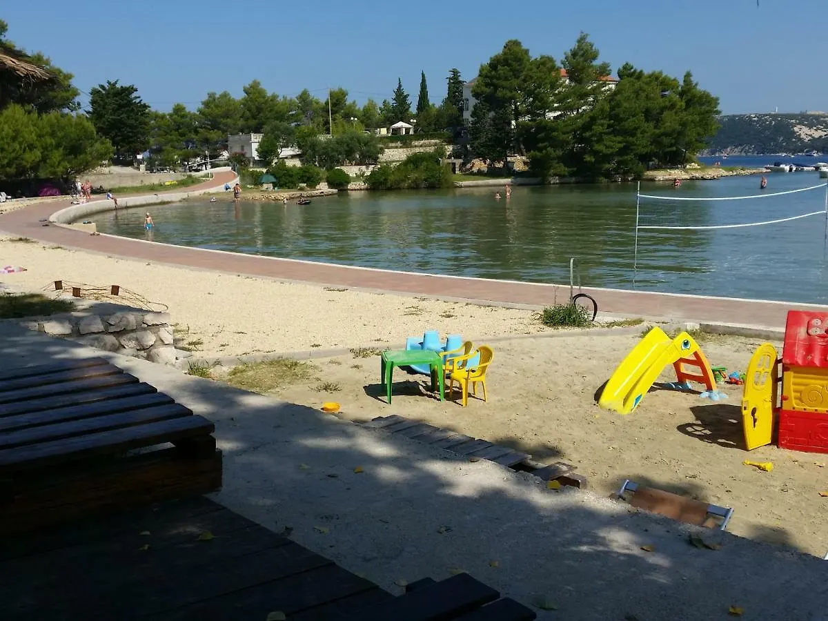 Apartmani Premijer-Rab Supetarska Draga Croatia