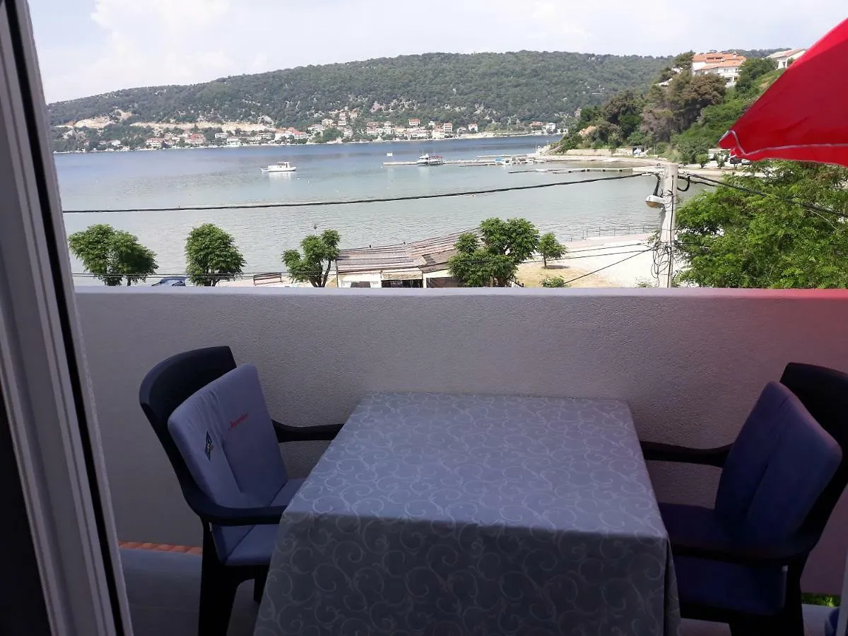 Apartmani Premijer-Rab Supetarska Draga 0*,  Croatia